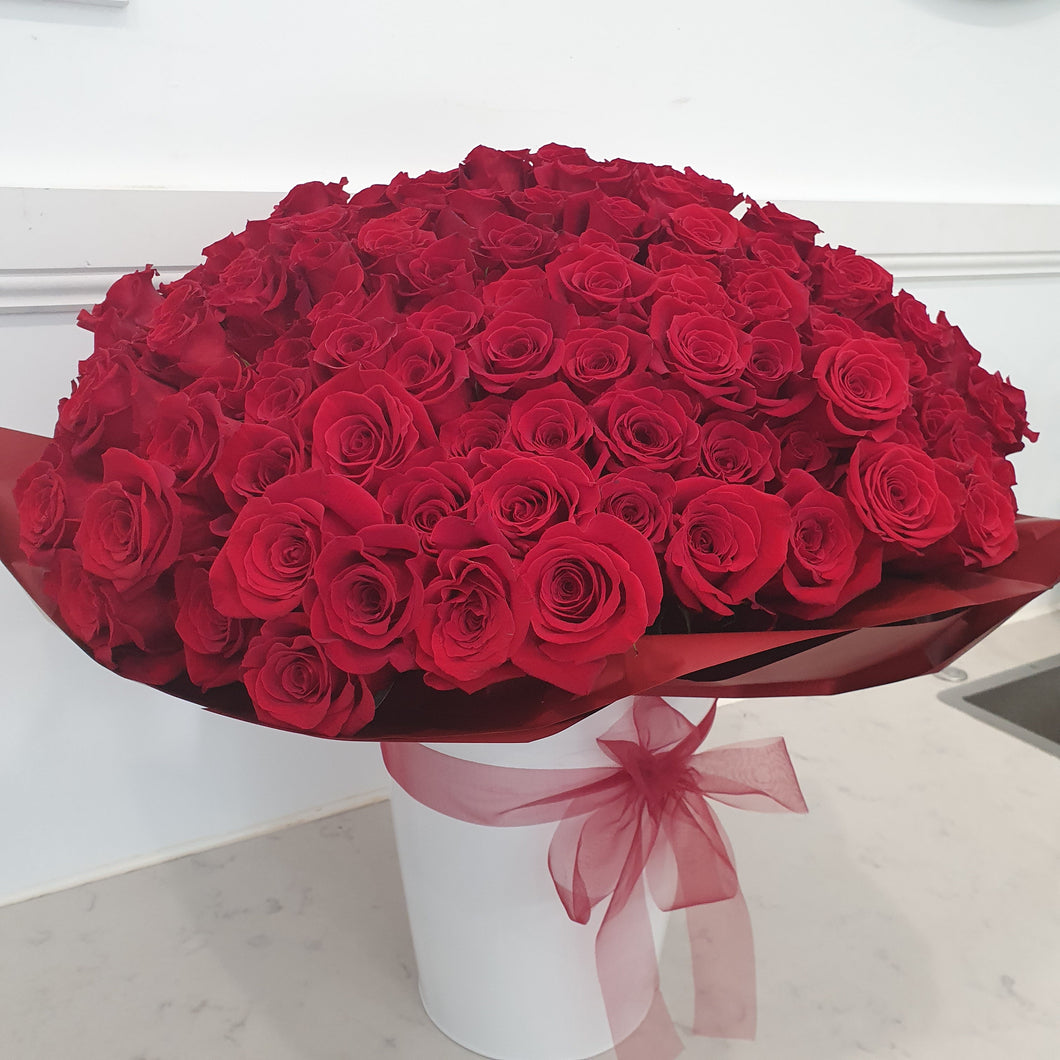 200 Premium Columbian Rose Bouquet